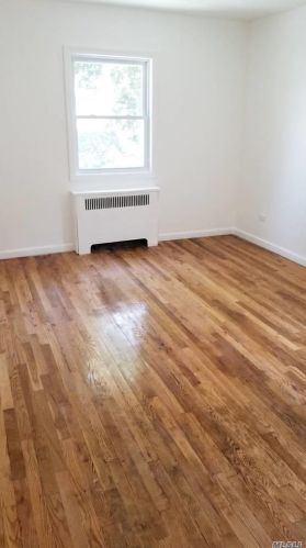 114-03 Francis Lewis Blvd, Jamaica NY  11427-1668 exterior