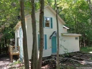 7 Park Rd, Chichester, NY 12416-5011