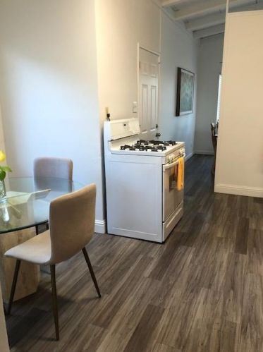 1218 Holly Dr, Lodi CA 95242-2422 exterior