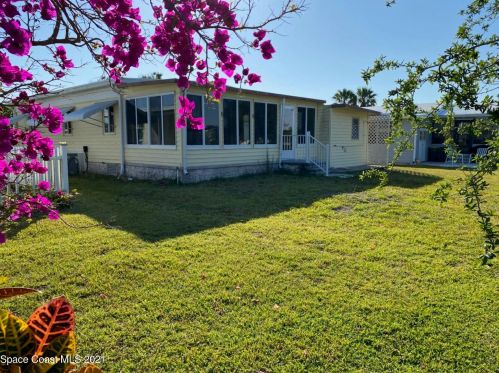 1109 Barefoot Cir, Sebastian, FL 32976-7088