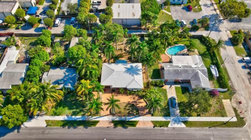 725 4 Ave, Delray Beach FL  33483-4528 exterior