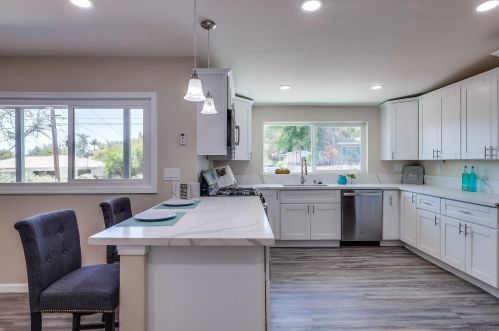 747 Garfield Ave, El Cajon CA  92020-2017 exterior