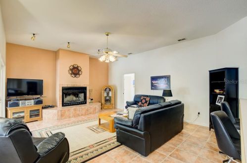 2135 Durfey Ave, Orange City FL  32763-3516 exterior