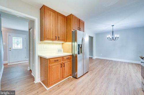 626 Worchester St, Herndon VA  20170-3139 exterior