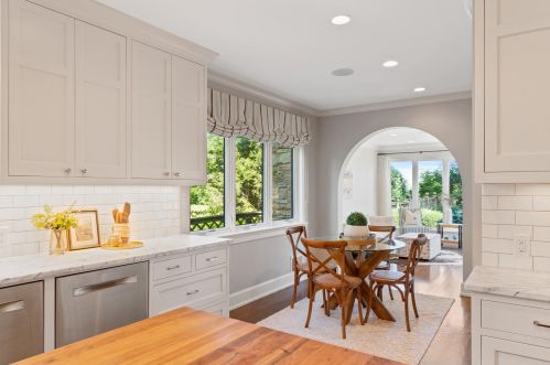 4108 Lk Dr, Milwaukee WI 53211-1719 exterior