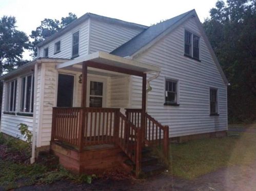 5782 Edinburg Rd, Edinburg, PA 16116-3804