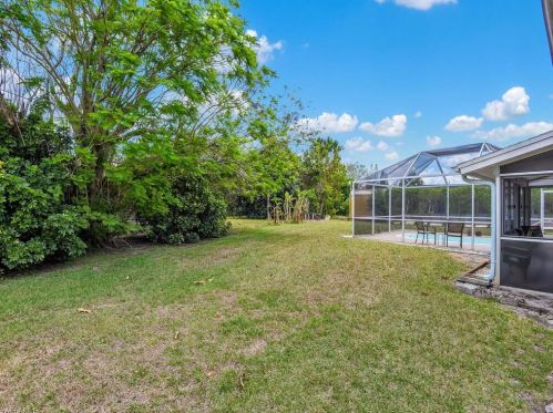 102 Stafford Pl, Lehigh Acres FL 33936-5954 exterior