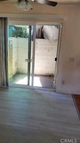 14642 Calvert St, Van Nuys CA 91316-1216 exterior