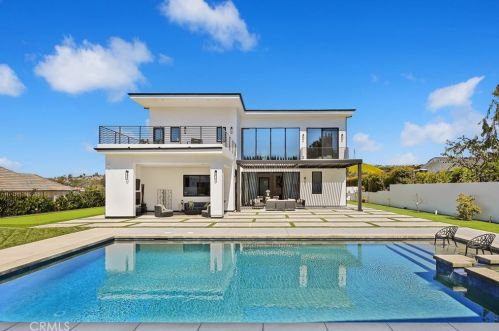 18852 Canyon Crest Dr, Orange CA 92861-2806 exterior