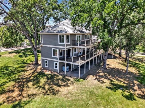 18249 Biladeau Ln, Lake Wildwood, CA 95946-9489