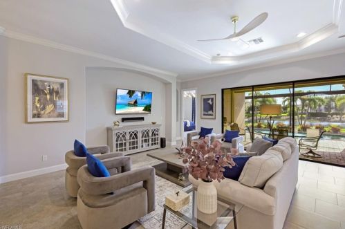 9243 Rialto Ln, Naples FL  34119 exterior