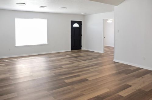 2036 Cheryl Dr, Pearland TX  77581-3420 exterior