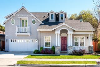 57 Laurelwood Dr, Novato, CA 94949-5402