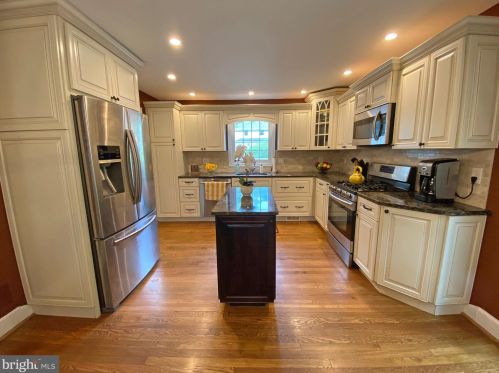 505 Shipley Rd, Wilmington, DE 19809-3606