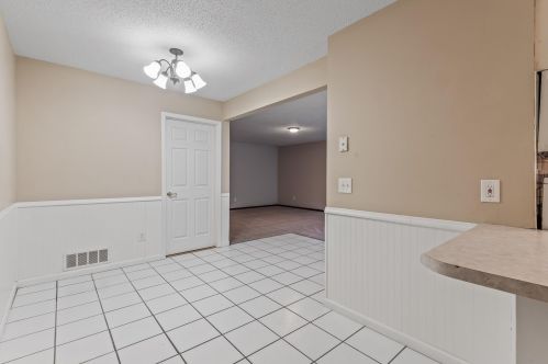 5106 148th St, Saint Paul MN 55124-6923 exterior