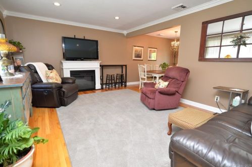 181 French St, Bristol CT  06010-5554 exterior