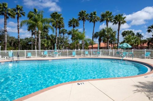 186 Gabriel Cir, Naples FL  34104-5446 exterior