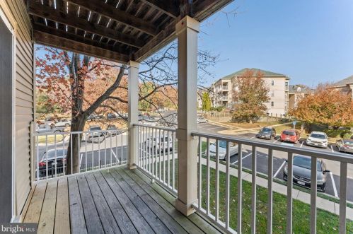 1060 Gardenview Loop, Woodbridge VA  22191-1979 exterior