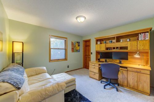 1116 Grandview Dr, Hudson WI  54016-1472 exterior