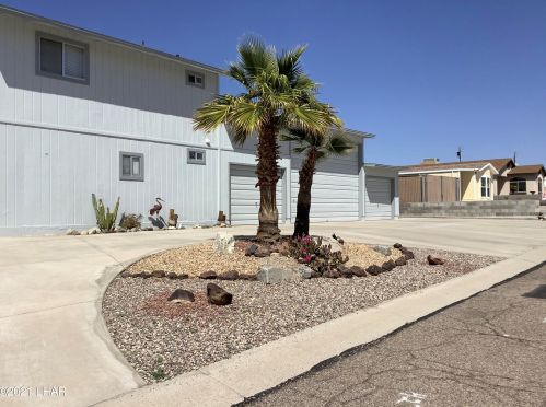 3010 Dawn Dr, Lake Havasu City, AZ 86404-9743