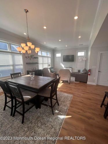 5 Fort Ave, Pelican Island NJ  08751-1512 exterior