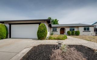 2008 Oakridge Ln, West Pittsburg, CA 94565-5619