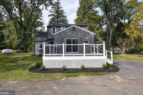 380 Ivy Mills Rd, Glen Mills PA  19342-1424 exterior