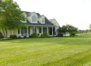 101 Pleasant View Dr, Goode, VA 24556-2201