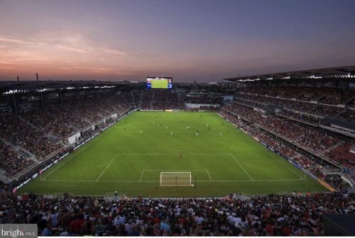 1409 Capitol St, Washington DC 20003-1535 exterior