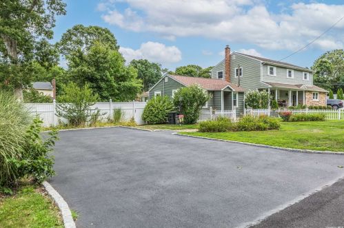 109 Seawanhaka Ave, Lake Grove, NY 11755-2521