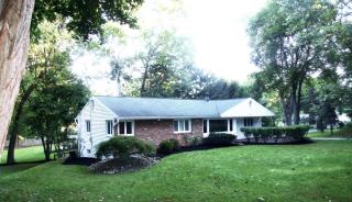 2 Red Fox Run, Pittsford, NY 14534-3428