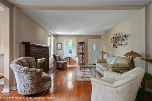 22 Wardell Pl, Tinton Falls NJ  07712-4856 exterior