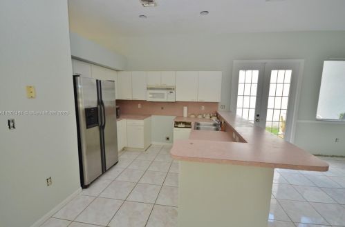 9903 20th St, Hollywood FL  33024-1443 exterior