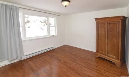 13 Lakeport Dr, Patterson NY  12563-1722 exterior