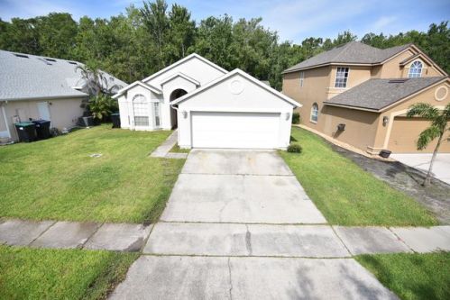 3040 Saint Augustine Dr, Orlando, FL 32825-7146
