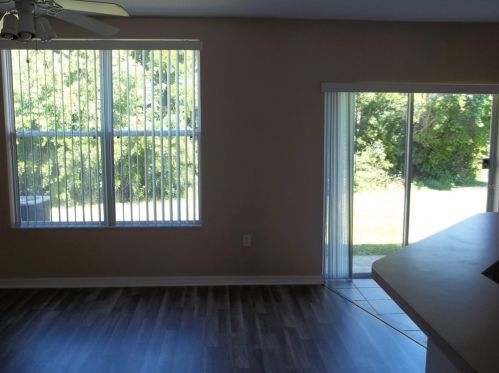 6227 Olivedale Dr, Riverview FL  33578-3822 exterior