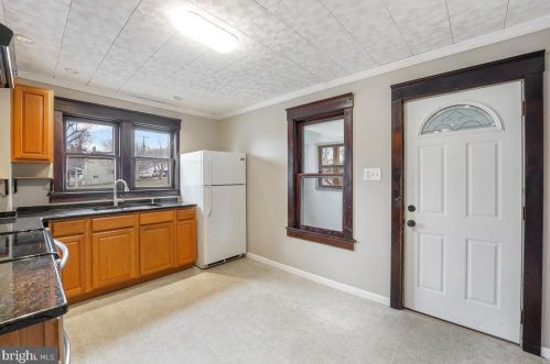 3728 Norwood Ave, Downingtown PA  19335-2048 exterior