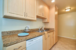 467 Arnaz Dr, Los Angeles CA  90048-3966 exterior