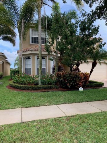 8326 Emerald Winds Cir, Boynton Beach FL  33473-7838 exterior