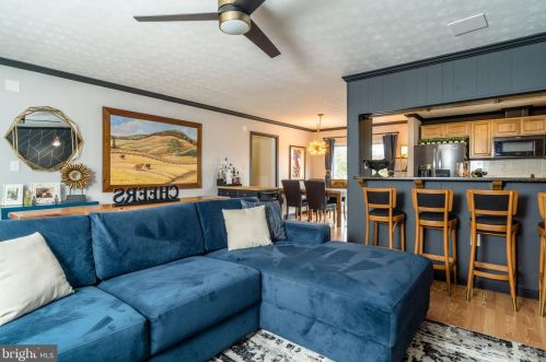 150 Windy Knoll Dr, Harrisonburg VA  22802-8886 exterior