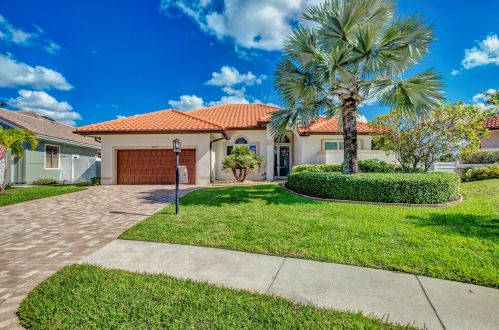 9030 Cypress Hollow Dr, West Palm Beach, FL 33418-4522