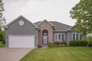 2013 Generry Dr, Iowa City, IA 52241-3288