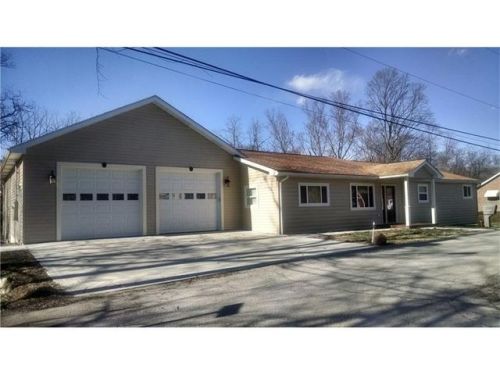 5905 Hart St, Mckeesport, PA 15135-1109