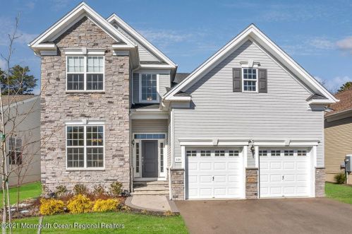 125 Ambermist Way, Lacey, NJ 08731