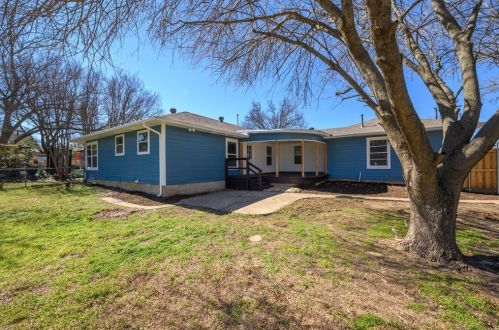 918 Hillcrest St, Denton TX  76201-2407 exterior