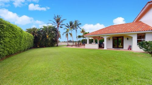 2400 Newbury Ct, West Palm Beach FL  33414-7736 exterior