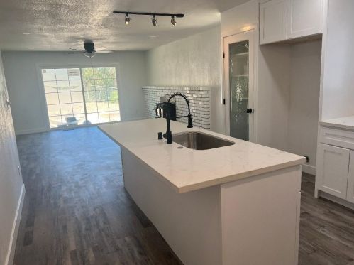 1525 Woodland Dr, West Pittsburg CA  94565-5633 exterior