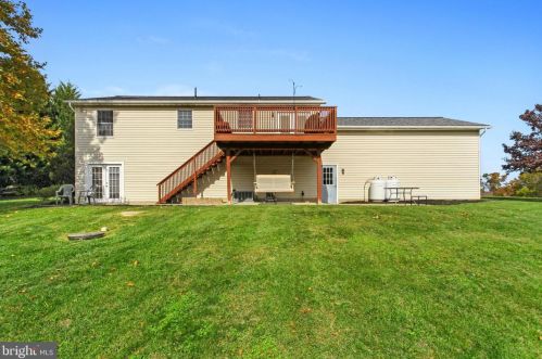 6116 Gardner Rd, Spring Grove PA  17362-9158 exterior