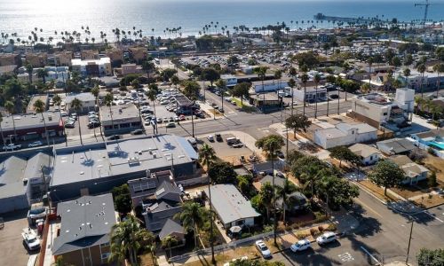 407 Freeman St, Oceanside, CA 92054-4002