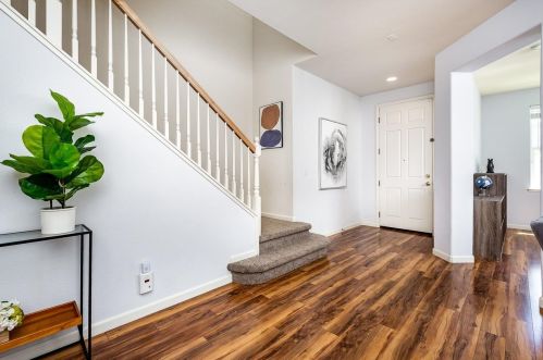 6050 Ventura Way, Folsom CA  95762-5563 exterior